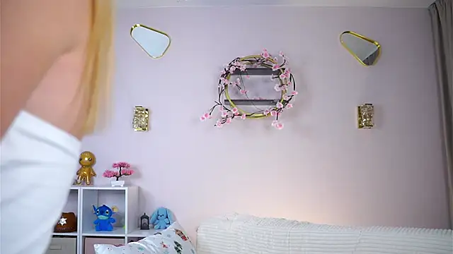 SunnivaCovil Live XXX-Chat