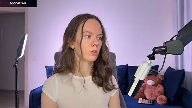 Онлайн чат XXX SharkyBaby