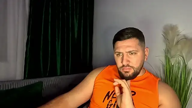 Chat +18 de Gold_Alpha_Boy ao vivo