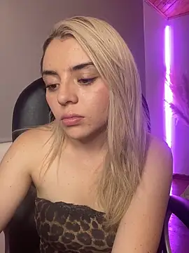 Mia_blondee_'s Webcam Show