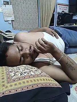 Seducer_boy 即時 XXX 聊天