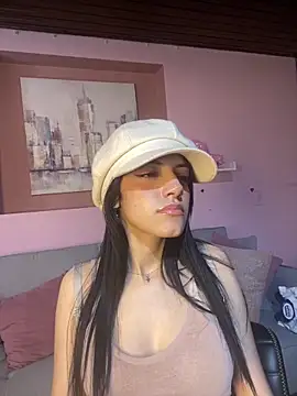 XXX chat uživo modela SandyPink_