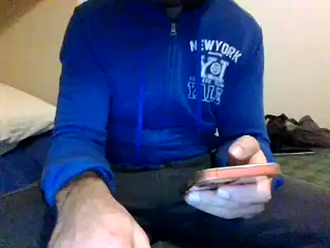 coppai200: διαδικτυακό σόου στην κάμερα