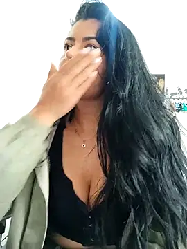 Chat XXX en directo de Luianna