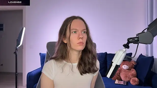 SharkyBaby: вебкам-шоу