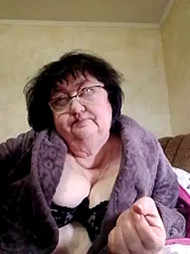 MilaSky5303's Live XXX Chat