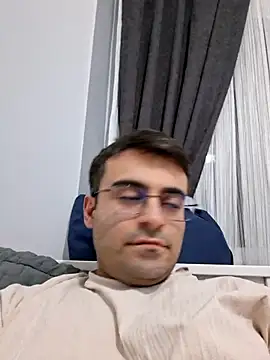 Obstacless Adlı Modelin Canlı XXX Sohbeti