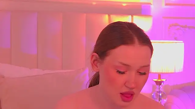 NancySmitts' Live XXX Chat