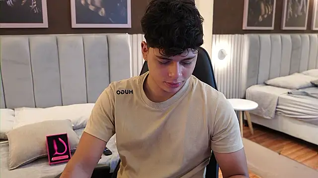 Czat XXX na żywo – Ethan_occonor