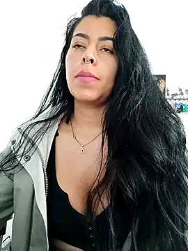 Luianna live XXX chat