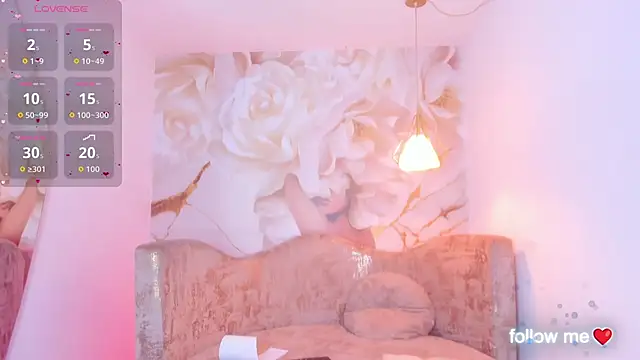 minniesofi Live XXX Chat