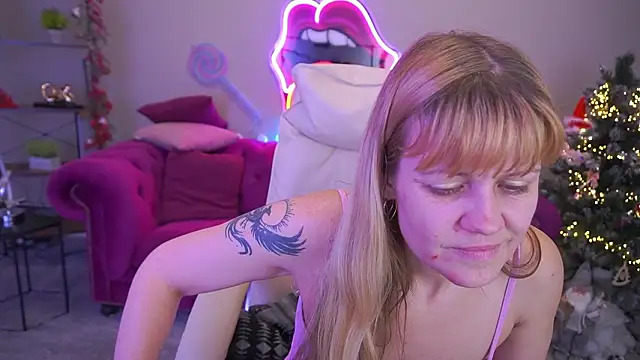 BellaLaPetit live XXX chat