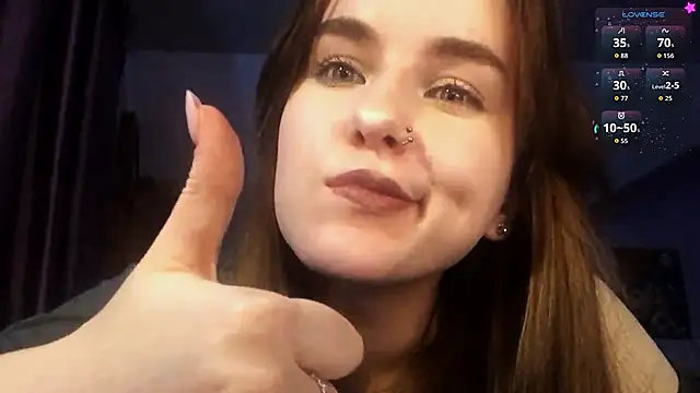 LilmilaのライブXXXチャット