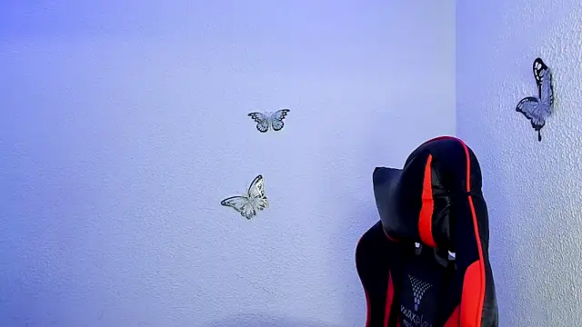 andrew_ixz Adlı Modelin Canlı XXX Sohbeti