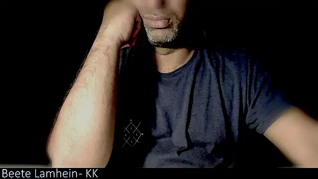 _x_rated_ Adlı Modelin Canlı XXX Sohbeti