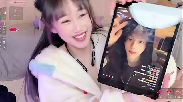 BoxedGyre-'s Live XXX Chat