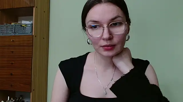 LooveELLYx Chat XXX live