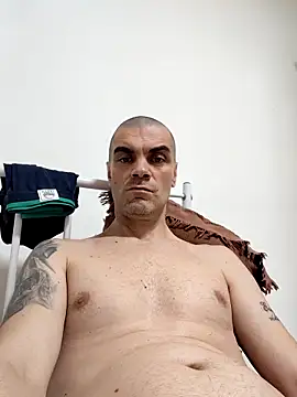 DOMINATOR_SIR-MASTER's Live XXX Chat