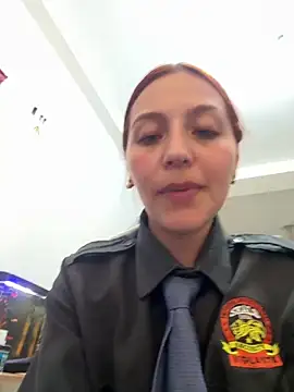 Emily-7_'s Live XXX Chat