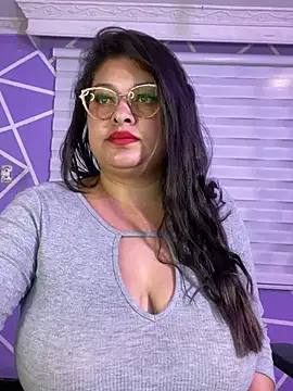 Chat XXX Live MiiaaJoness