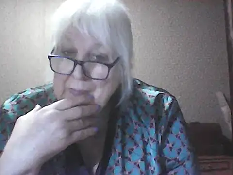 Alexia64231's Webcam Show