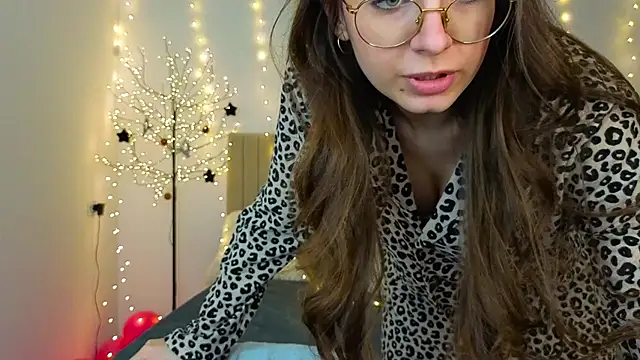 Онлайн чат XXX Real_cutie1