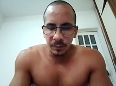 AndresBrazil 现场XXX聊天