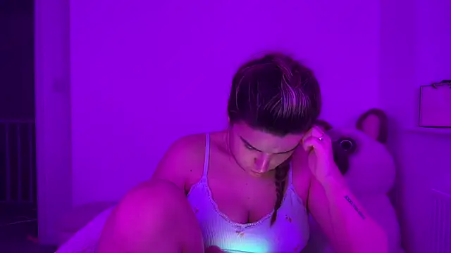 Chat +18 de maisiesmithx ao vivo