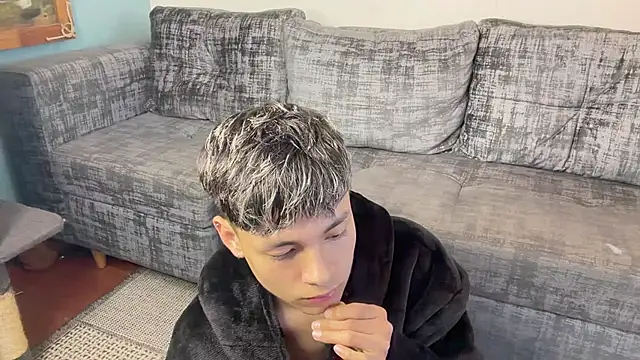 Andy_Belier23's Live XXX Chat