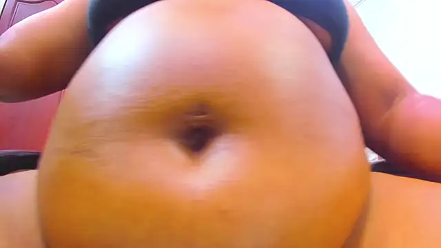 emma_purple_'s Webcam Show