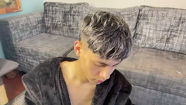 Andy_Belier23 Chat XXX in diretta