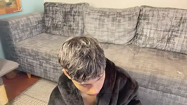 Andy_Belier23 élő XXX-chatje