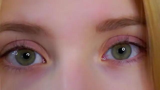 SunnivaCovil – Live XXX-chat