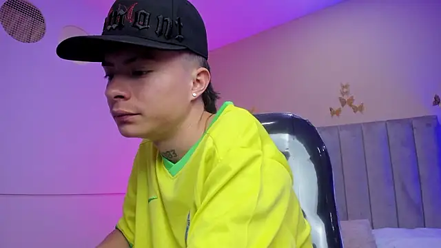 Nascary_Fox élő XXX-chatje