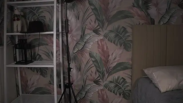 MarlinVarianのライブXXXチャット