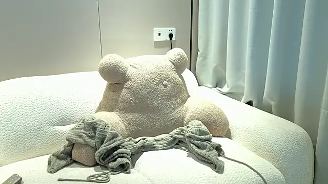 Uizzzqvq3 – Live XXX-chat