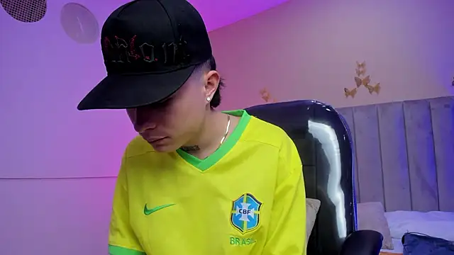 Nascary_Fox élő XXX-chatje