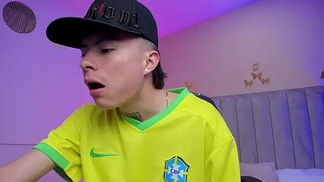 Nascary_Fox 现场XXX聊天