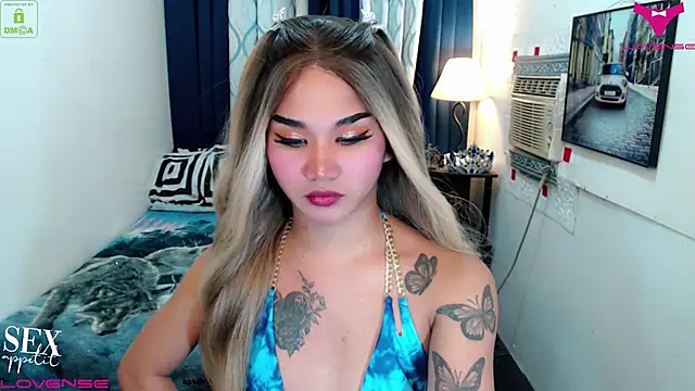 lil_fantacy's Webcam Show