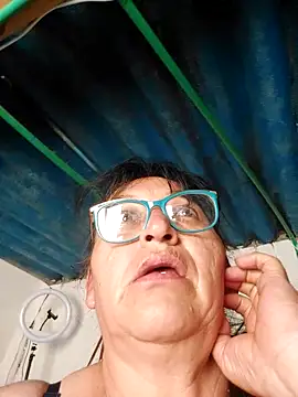 clarita_01 Chat XXX in diretta