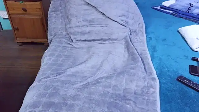 katieforest Adlı Modelin Canlı XXX Sohbeti