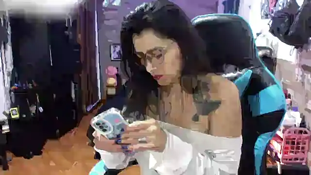 AngelaQueen_のライブXXXチャット