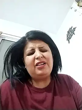 Jann_Riya333's Live XXX Chat