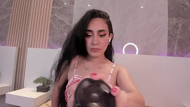 PamelaRed_ élő XXX-chatje