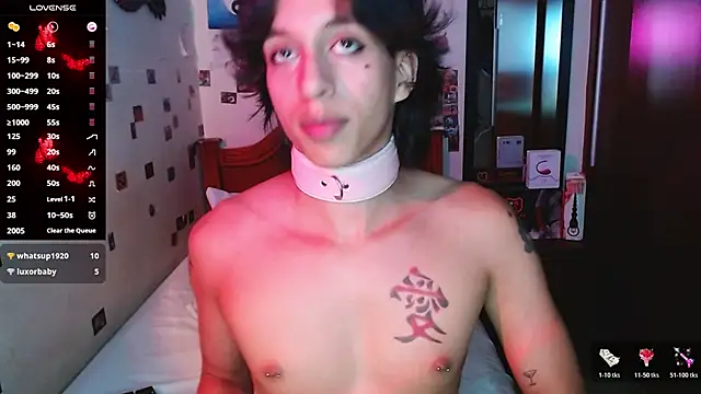 DannyPhantom555 即時 XXX 聊天