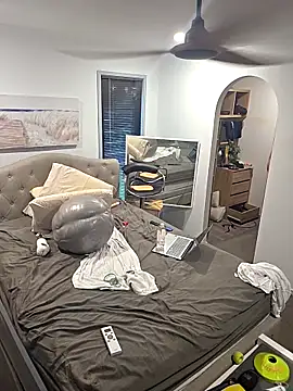 Handsolo_porn 웹캠 쇼