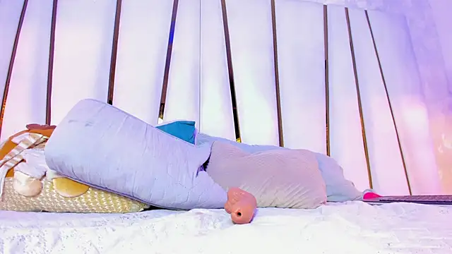 XXX chat uživo modela bonnie_sm