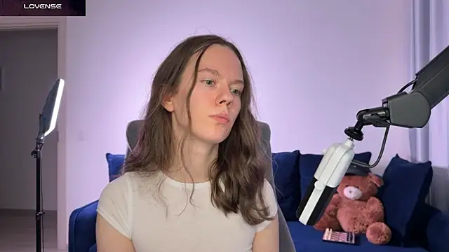 XXX chat uživo modela SharkyBaby