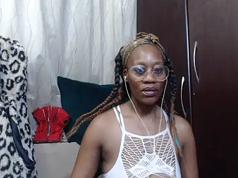 sweetcandyx24's Live XXX Chat