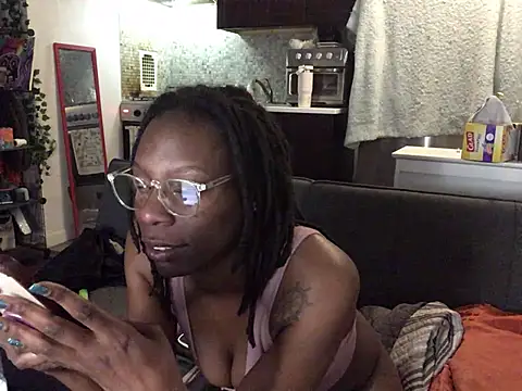 littyleesh1 即時 XXX 聊天